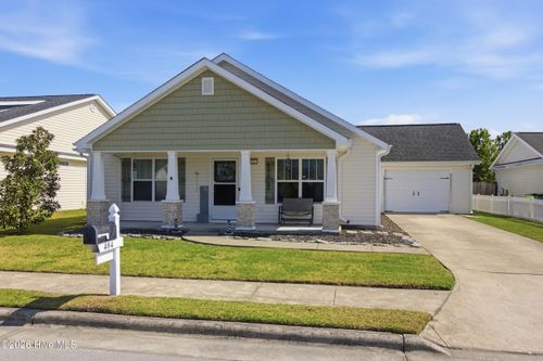 404 Elsmore Dr, New Bern, NC, 28562-2293 | Card Image