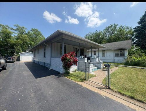 863 Colfax Avenue, Benton Harbor, MI, 49022 | Card Image