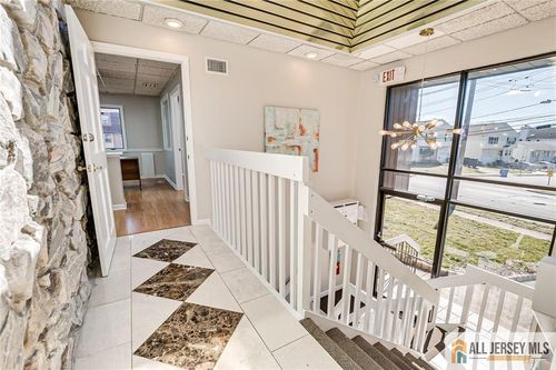 c-894 Green Street, Iselin, NJ, 08830 | Card Image