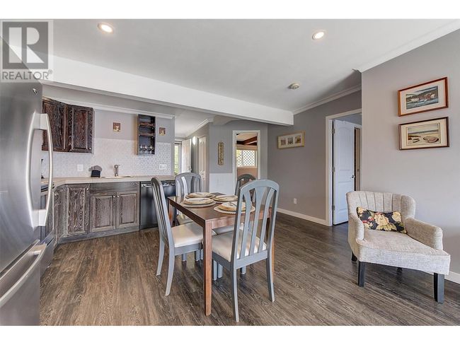 11 - 3701 Beach Ave, Home with 2 bedrooms, 2 bathrooms and 1 parking in Peachland BC | Image 36