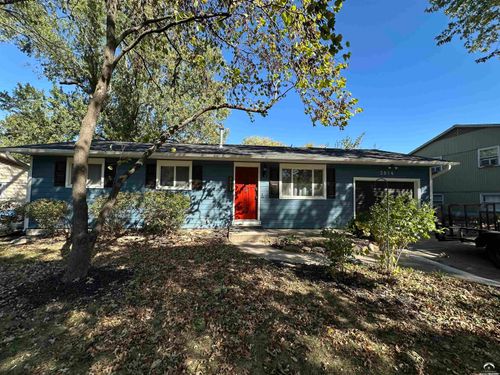 2014 Maple Ln, Lawrence, KS, 66046-3256 | Card Image