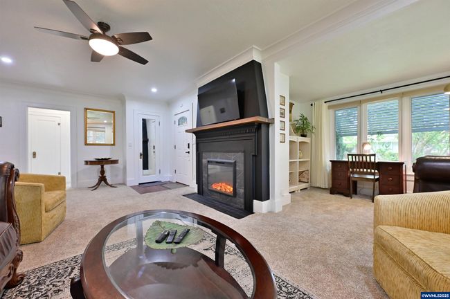 1511 D St Ne, House other with 5 bedrooms, 3 bathrooms and null parking in Salem OR | Image 9