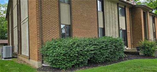 5109 Belle Isle Dr, West Carrollton, OH, 45439-3225 | Card Image