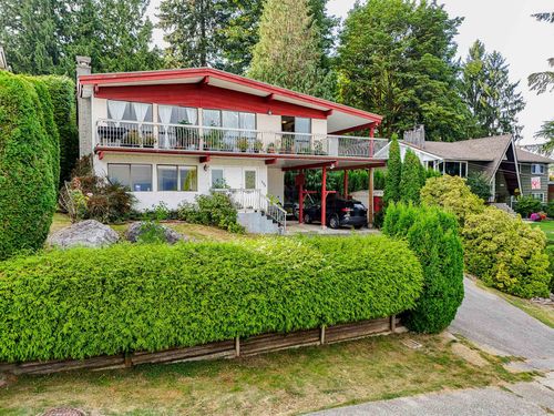 992 Saddle St, Coquitlam, BC, V3C3N5 | Card Image