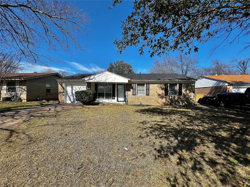 714 Cranbrook Ln, Grand Prairie, TX, 75052-5022 | Card Image
