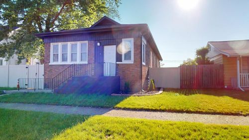 6832 Waveland Ave, Hammond, IN, 46323-1446 | Card Image