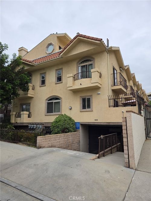 107-10220 Samoa Ave, Tujunga, CA, 91042-3585 | Card Image