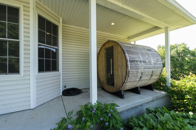 Sauna | Image 30