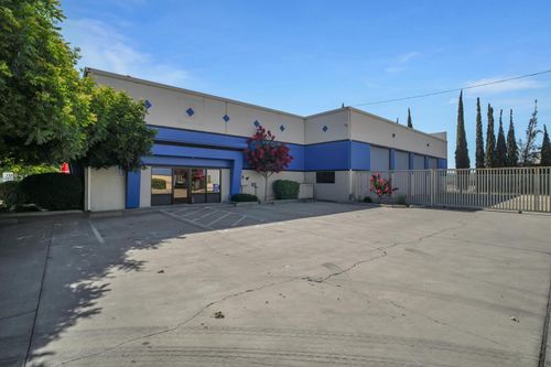 1275 Venture Ln, Turlock, CA, 95380-5700 | Card Image