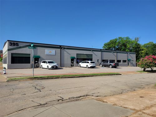 395 N Main St, Paris, TX, 75460-4253 | Card Image