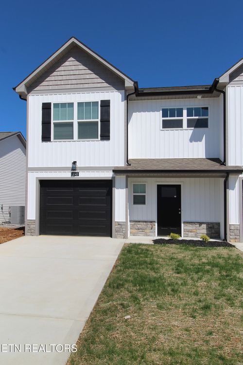 15-3543 Maggie Lynn Way, Knoxville, TN, 37921-2420 | Card Image