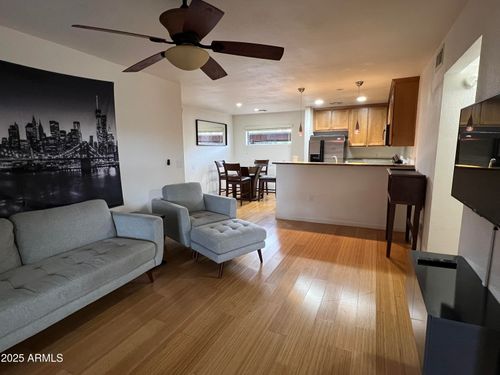 129-4704 E Paradise Village Pkwy N, Phoenix, AZ, 85032-6860 | Card Image