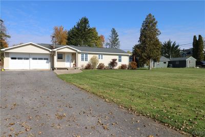 3577 W Seneca Turnpike, House other with 3 bedrooms, 2 bathrooms and null parking in Onondaga NY | Image 1