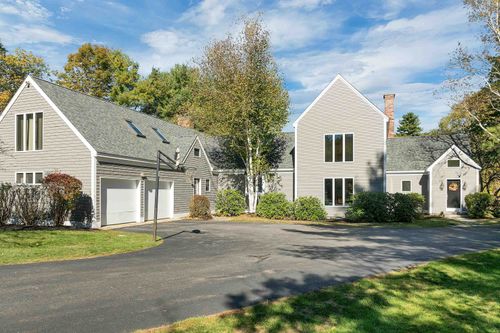 427 N Main St, Wolfeboro, NH, 03894-4313 | Card Image