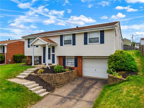 1421 Dupont St, Conway, PA, 15027-1327 | Card Image