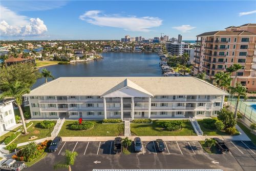 c102-10682 Gulf Shore Dr, NAPLES, FL, 34108-3031 | Card Image