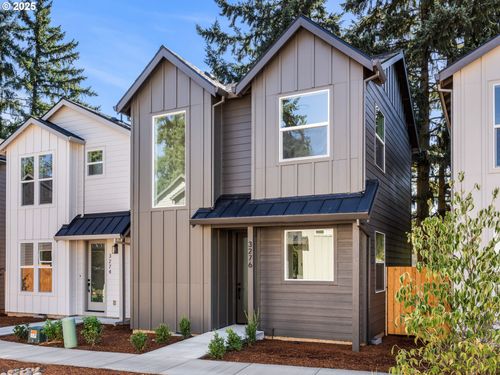 3276 Se 115th Ave, Portland, OR, 97266-1710 | Card Image