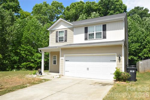 7226 Agava Ln, Charlotte, NC, 28215-7169 | Card Image