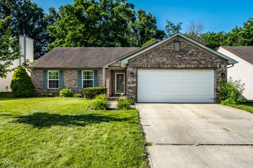 12922 Saint Andrews Way, Fishers, IN, 46038-9185 | Card Image