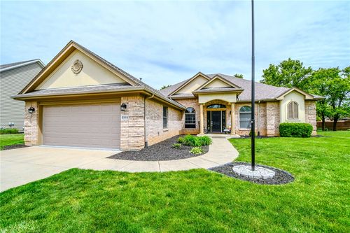 205 Charlie Dr, Englewood, OH, 45315-8830 | Card Image