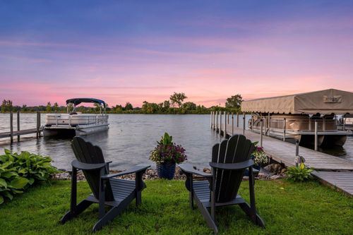 2819 Mckenzie Point Rd, Wayzata, MN, 55391-2734 | Card Image