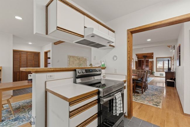 Main House Kitchen | Image 19