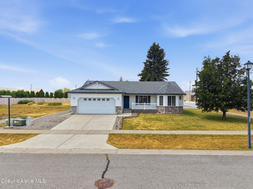 11926 N Stinson Dr, Hayden, ID, 83835-5039 | Card Image