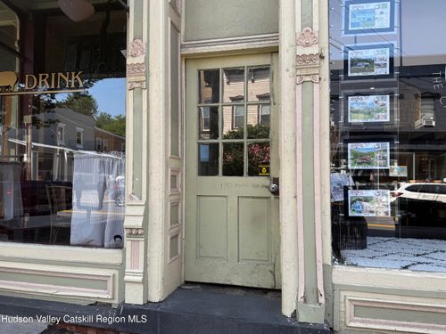 3-110 Partition St, Saugerties, NY, 12477-1515 | Card Image