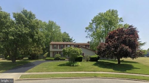 8 Dunham Ct, BERLIN, NJ, 08009-9022 | Card Image