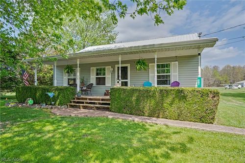 297 Hales Lndg, Elizabeth, WV, 26143-7302 | Card Image