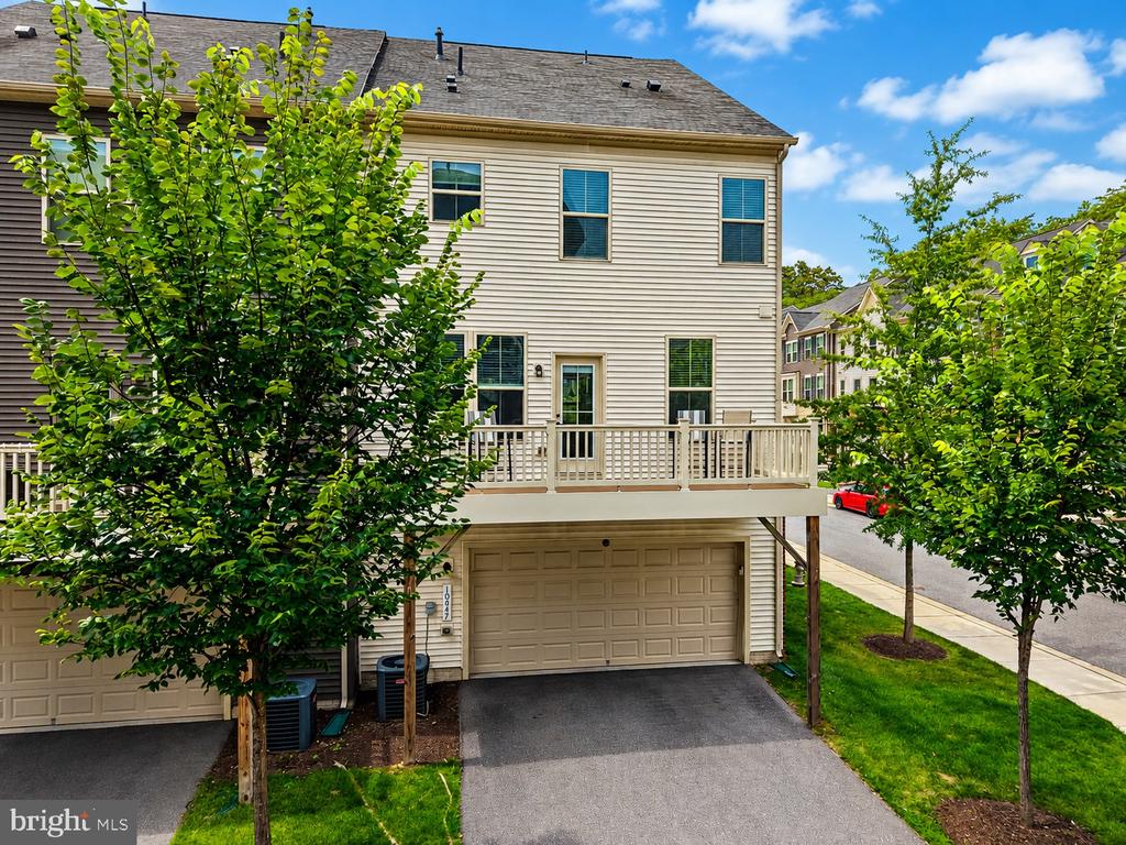 Residential in LANHAM 4