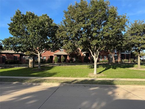 unit-105-575 S Virginia Hills Dr, Mckinney, TX, 75072-2828 | Card Image