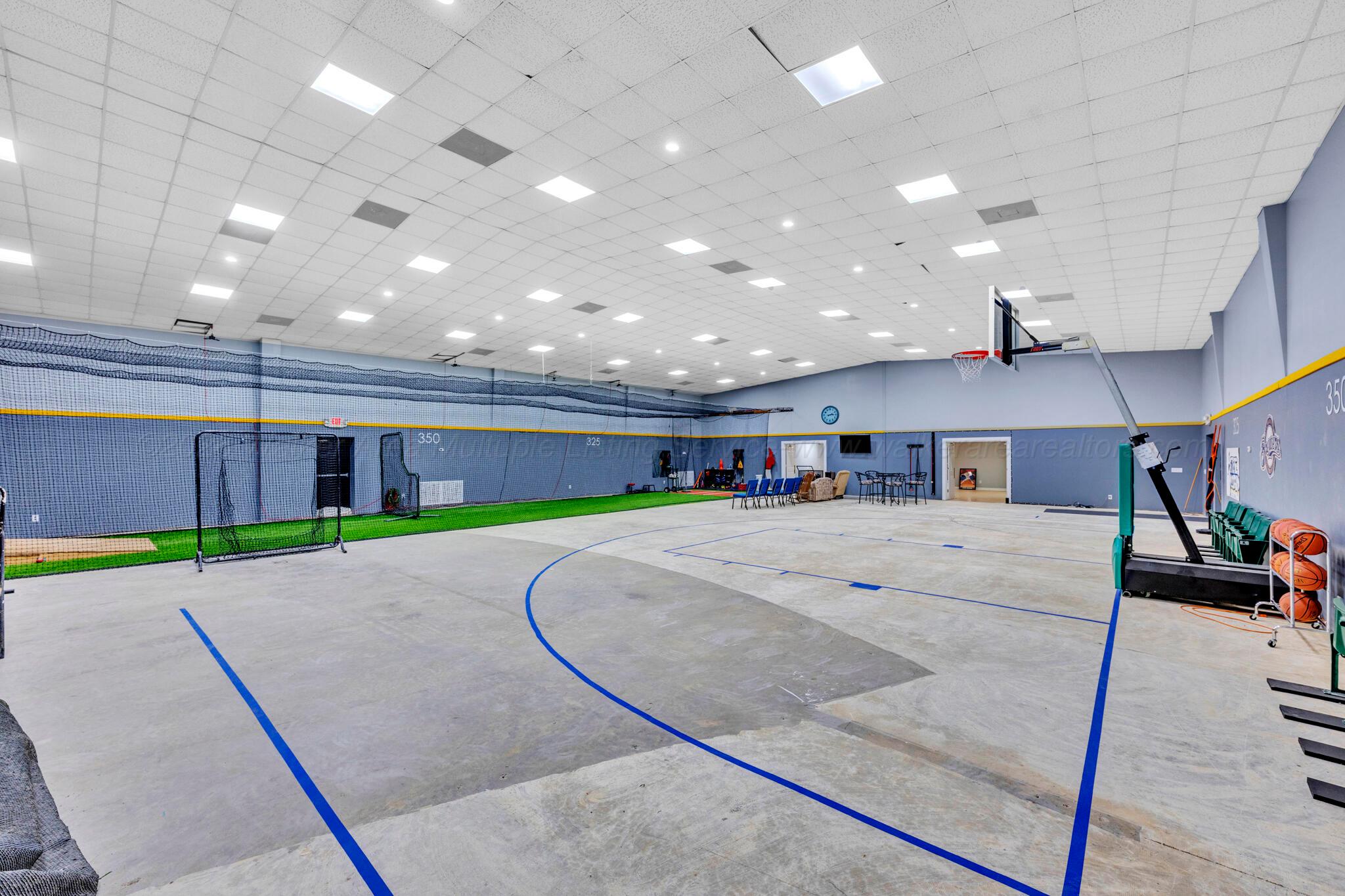 Commercial Sale in Cordova 5