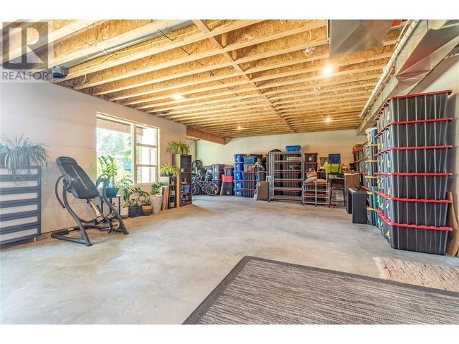 2737 Cedar Ridge St, House other with 2 bedrooms, 2 bathrooms and 4 parking in Lumby BC | Image 27