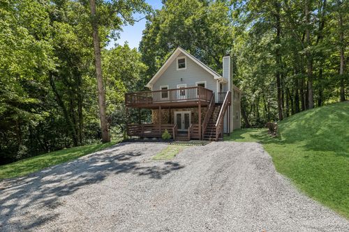 1111 Green Valley Dr, Ashland City, TN, 37015-5419 | Card Image