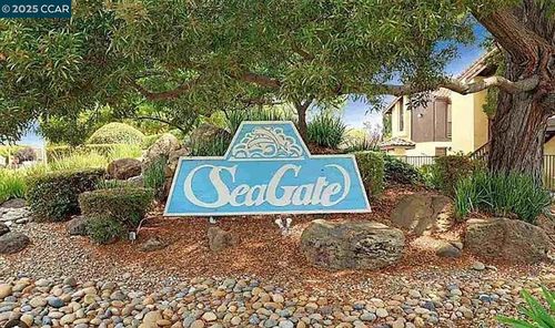 49-14374 Outrigger Dr, San Leandro, CA, 94577-6421 | Card Image