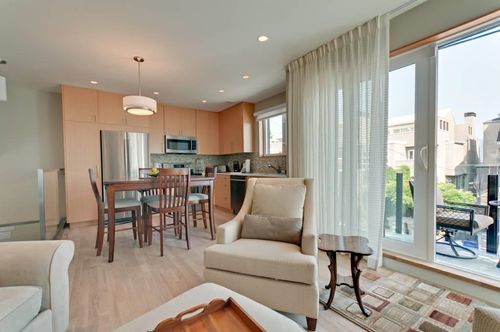 3631 W 15th Ave, Vancouver, BC, V6R2Z6 | Card Image