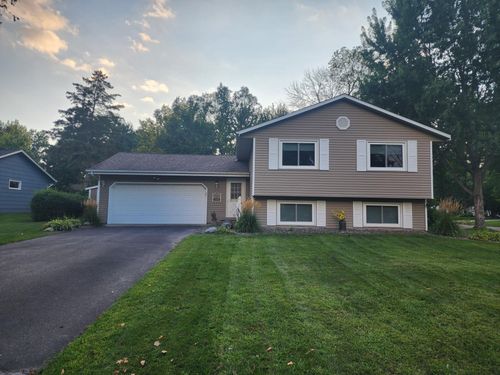 8033 Quail Ave N, Brooklyn Park, MN, 55443-2424 | Card Image