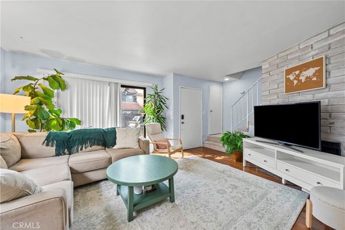 unit-23-14435 Plummer St, Panorama City, CA, 91402-1196 | Card Image