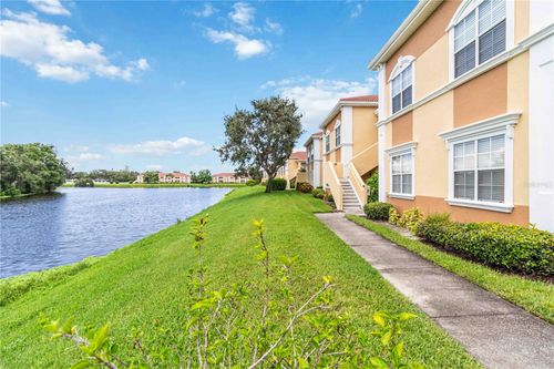unit-206-1050 Villagio Cir, SARASOTA, FL, 34237-3658 | Card Image