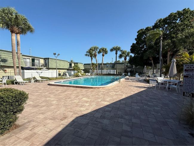 143 - 1799 N Highland Ave, Condo with 2 bedrooms, 2 bathrooms and null parking in CLEARWATER FL | Image 13
