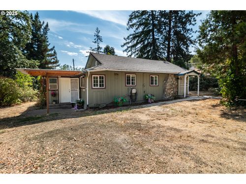 13474 Old Highway 99 S, Myrtle Creek, OR, 97457-8627 | Card Image
