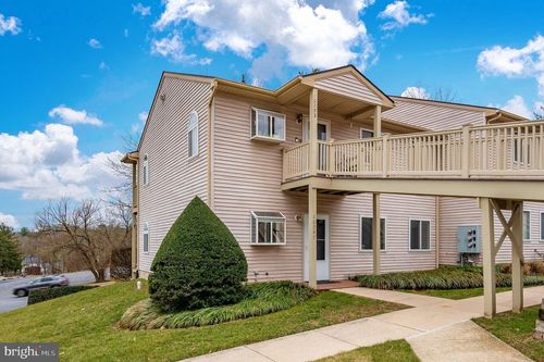 201e-10247 Redtail Ct, NEW MARKET, MD, 21774-2915 | Card Image