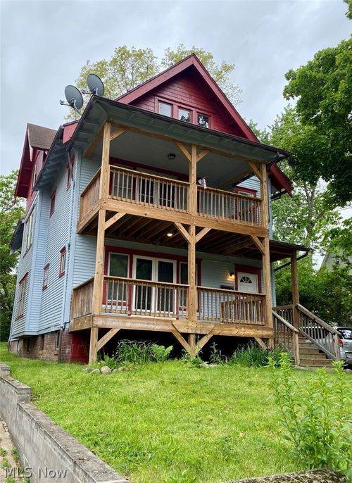 down-400 Cloverdale Ave, Akron, OH, 44302-1651 | Card Image