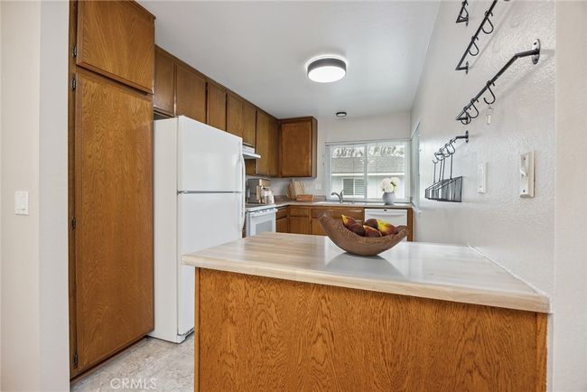 2 - 2300 Coventry Cir, Condo with 2 bedrooms, 1 bathrooms and 2 parking in Fullerton CA | Image 16