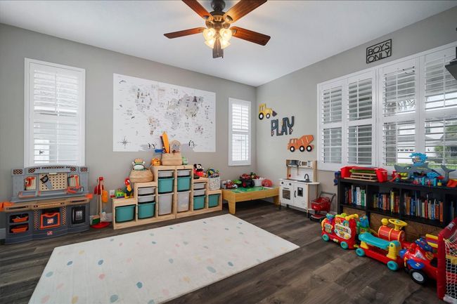 8141 Carlton Ridge Dr, House other with 5 bedrooms, 3 bathrooms and null parking in LAND O LAKES FL | Image 19