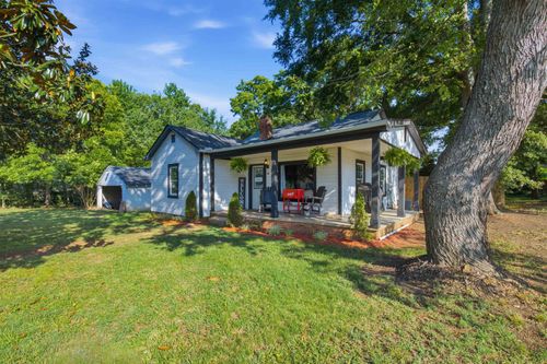 126 Phillips Dr, Forest City, NC, 28043-5849 | Card Image