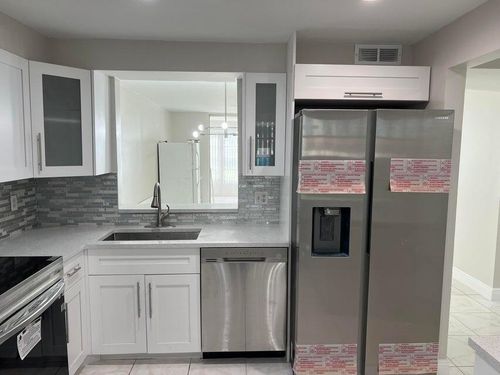 apt-204-24 Abbey Ln, Delray Beach, FL, 33446-1730 | Card Image