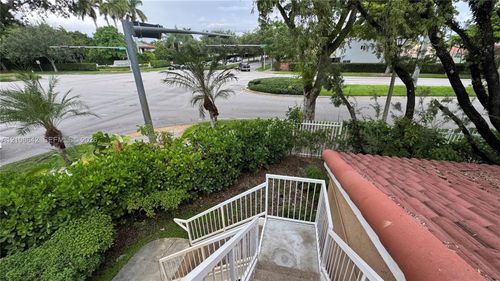 3212-15661 Sw 104th Ter, Miami, FL, 33196-3529 | Card Image