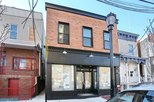 523 22nd St, Union City, NJ, 07087-3501 | Card Image